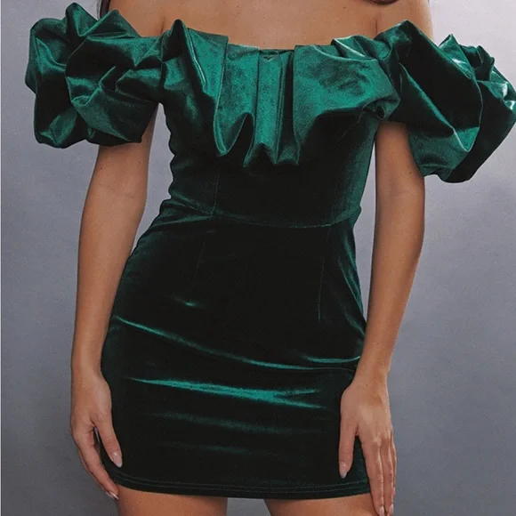 Women's Emerald Green Velvet Ruffle Top Bardot Bodycon Dress - Size 2
